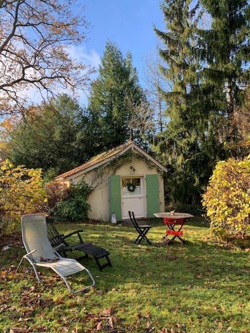 Maisonnette En Clairiere De Foret Gambais Zewnętrze zdjęcie